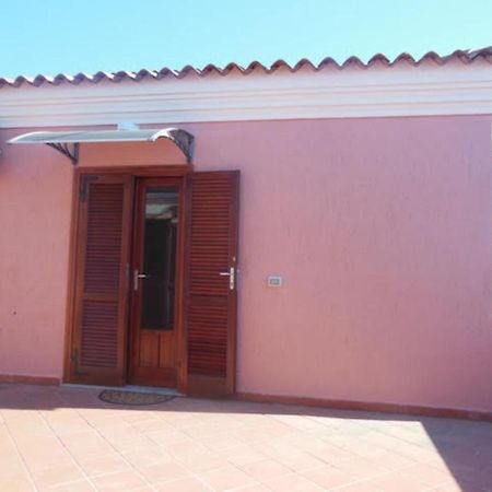 Punto Zero Rooms San Teodoro  Exteriör bild