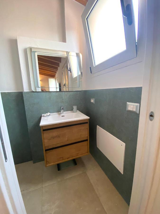 Punto Zero Rooms San Teodoro  Exteriör bild